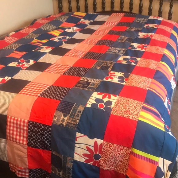 Quilt Farmhouse Style Handmade - Picture 2 of 10